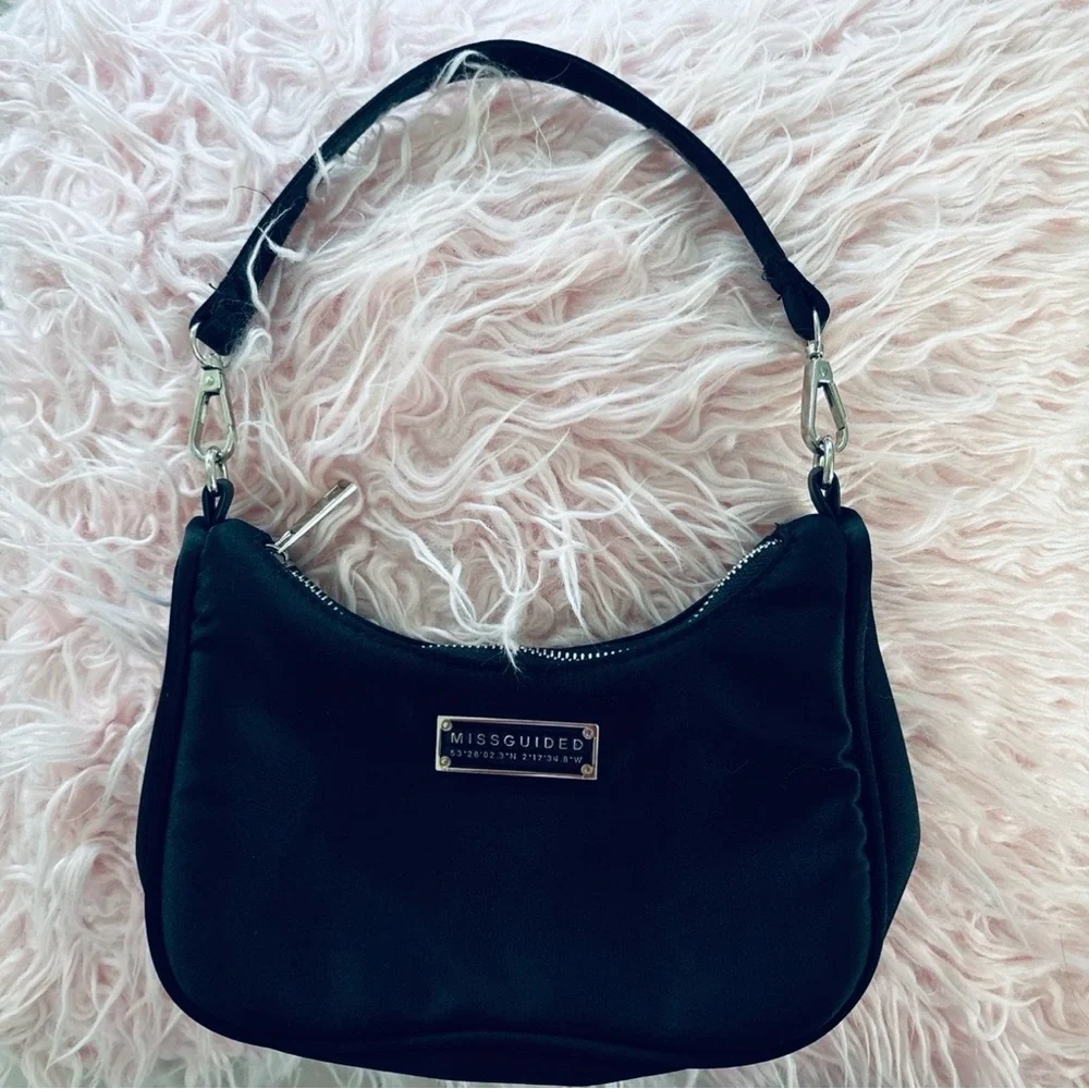 Missguided Elegant Black Shoulder Bag - Picture 9 of 11